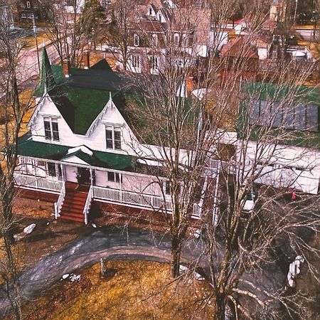 Gillespie House Inn Parrsboro Exterior foto