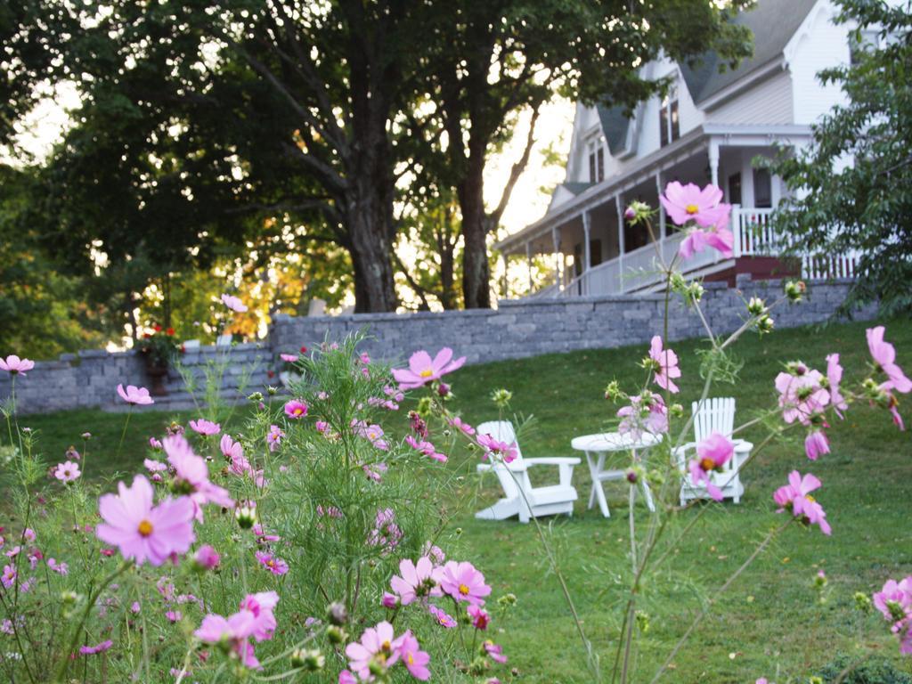 Gillespie House Inn Parrsboro Exterior foto
